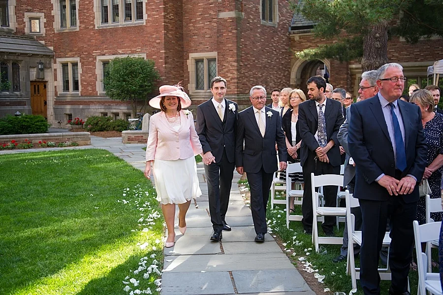 New_Haven_Lawn_Club_Yale_Wedding_SG_23.jpg