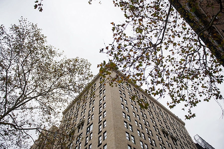 GRAMERCY_PARK_HOTEL_NYC_ROOFTOP_WEDDING_MT_016.jpg