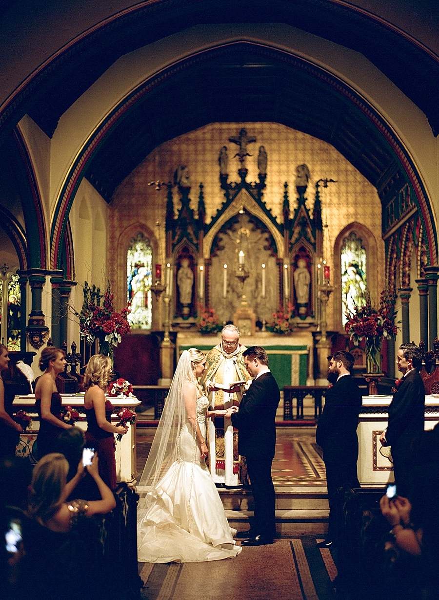 GRAMERCY_PARK_HOTEL_NYC_ROOFTOP_WEDDING_MT_030.jpg