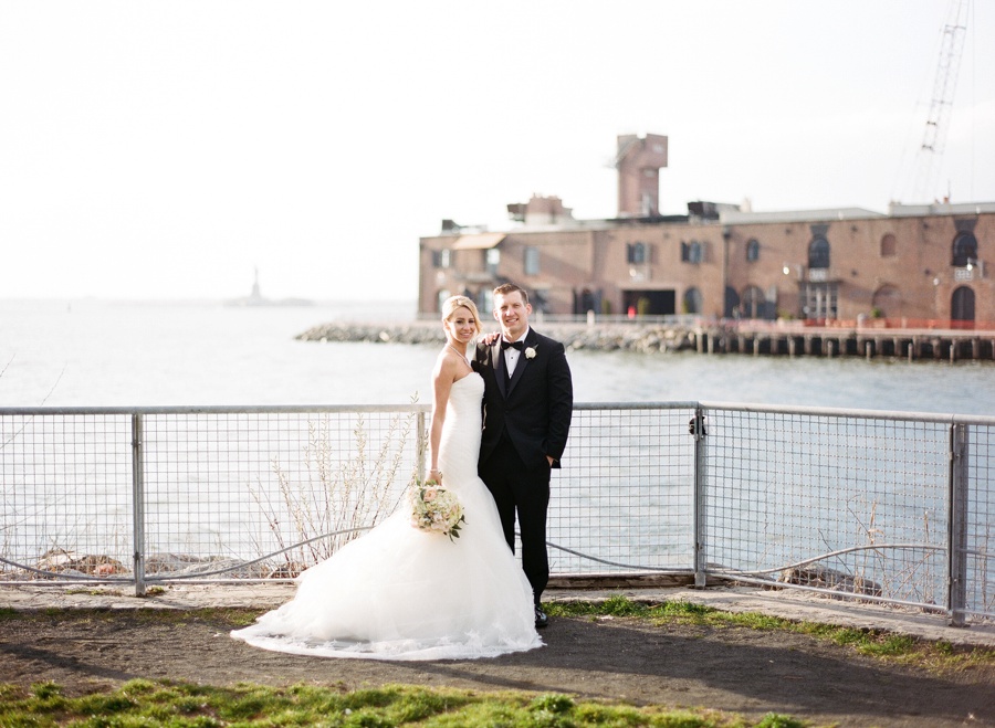 RKP_LIBERTY_WAREHOUSE_BROOKLYN_WEDDING_NYC_035.jpg