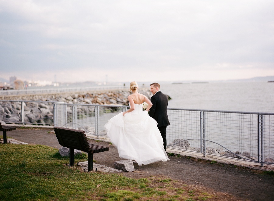 RKP_LIBERTY_WAREHOUSE_BROOKLYN_WEDDING_NYC_037.jpg