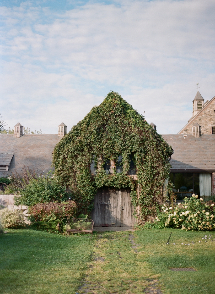 RKP_Blue_Hill_at_Stone_Barns_NY_Wedding_003.jpg