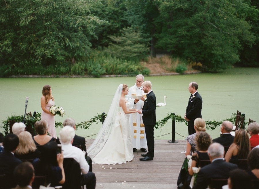 RKP_Prospect_Park_Boathouse_Brooklyn_Wedding_SW_029.jpg