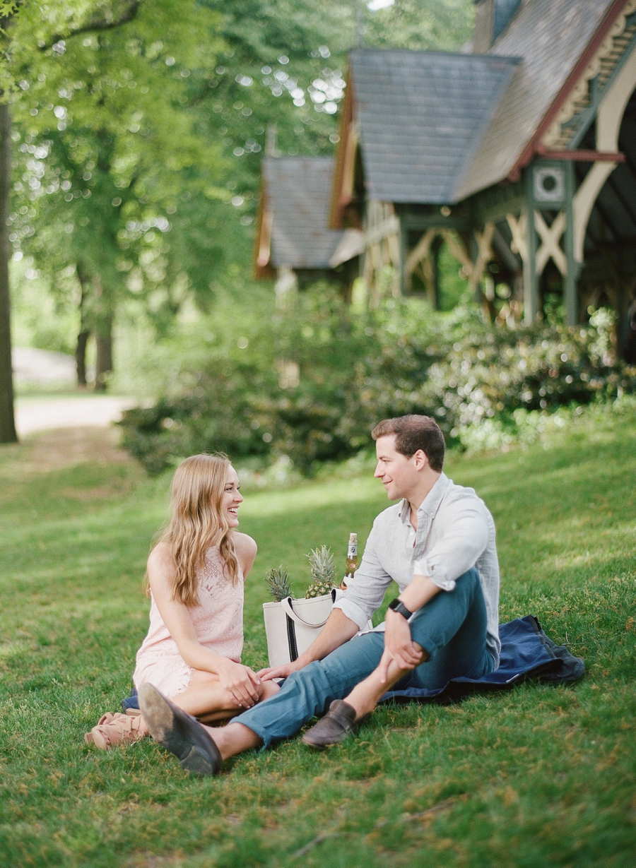 Central_Park_NYC_Engagement_Session_MJ_0005.jpg