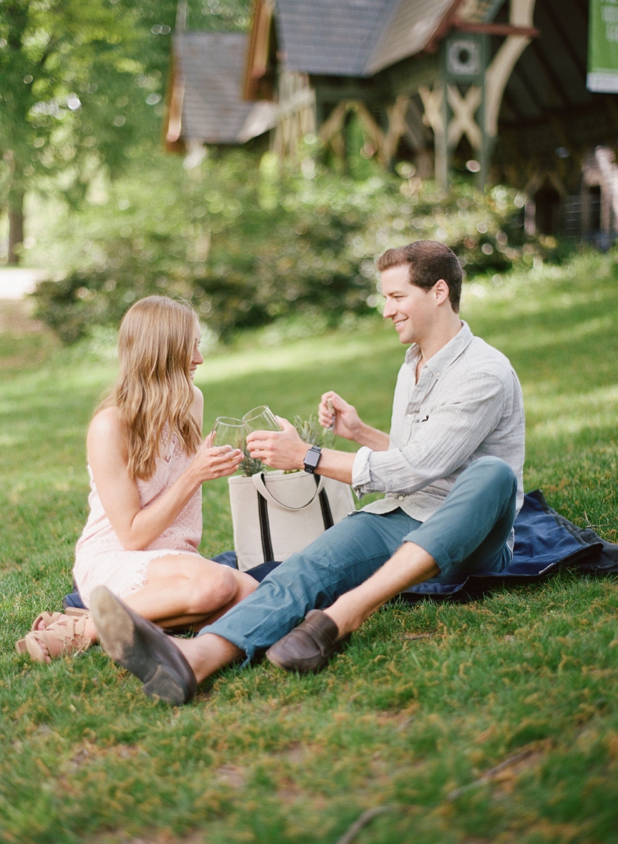 Central_Park_NYC_Engagement_Session_MJ_0007.jpg