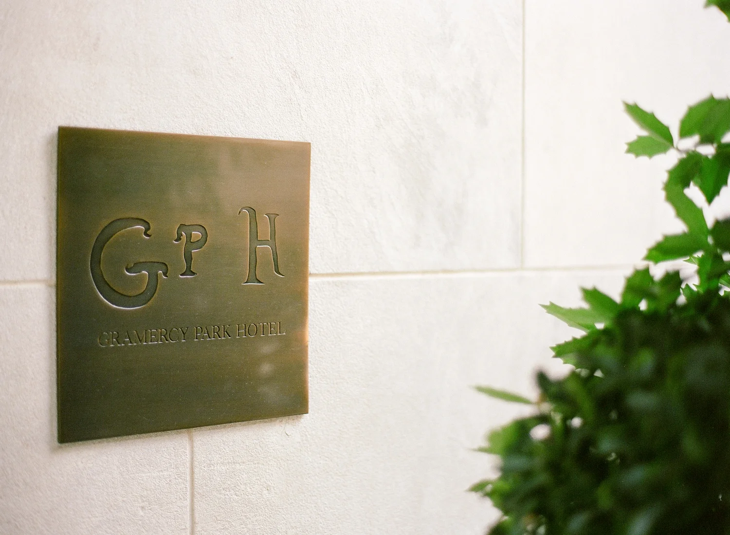 Gramercy_Park_Hotel_NY_Wedding_KM_003.jpg