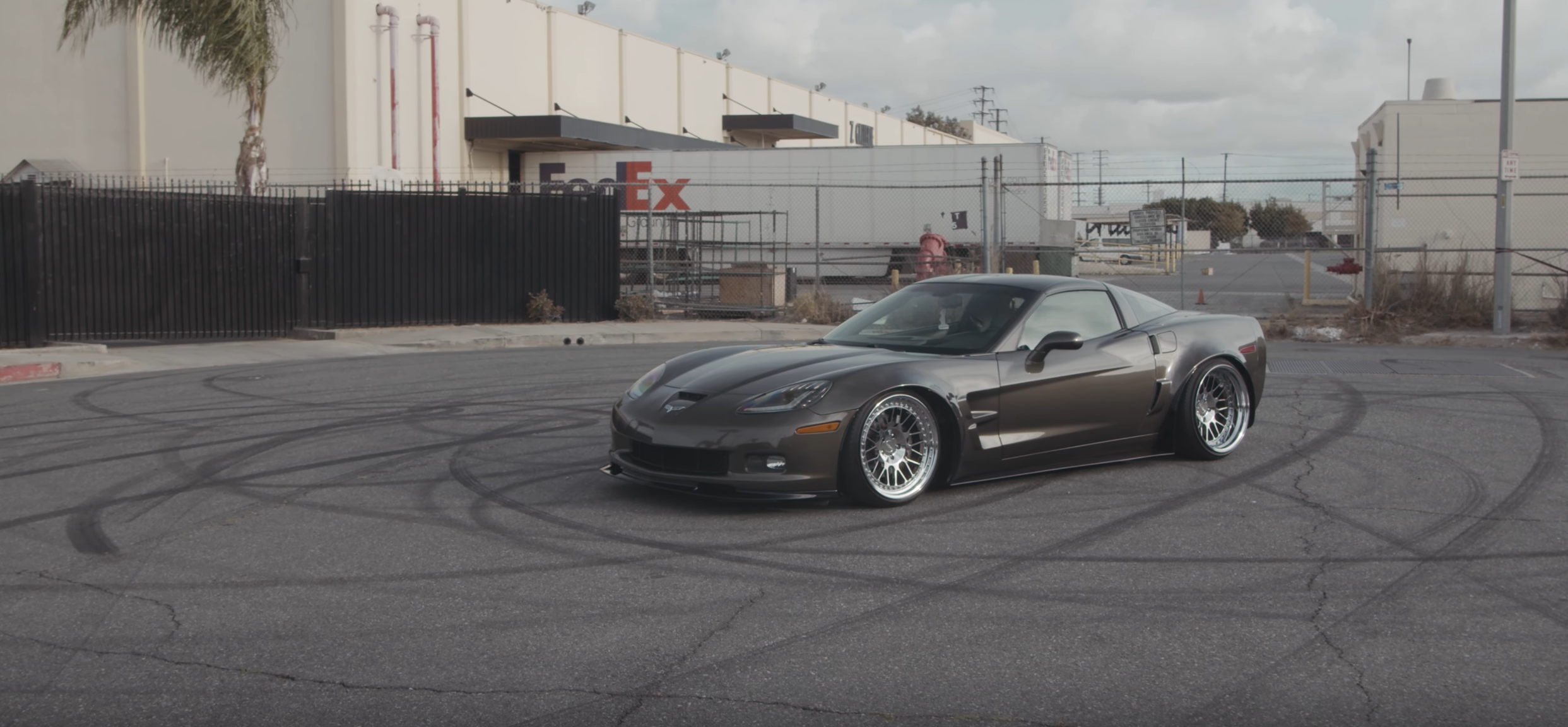 Corvette Wide-body (4K)
