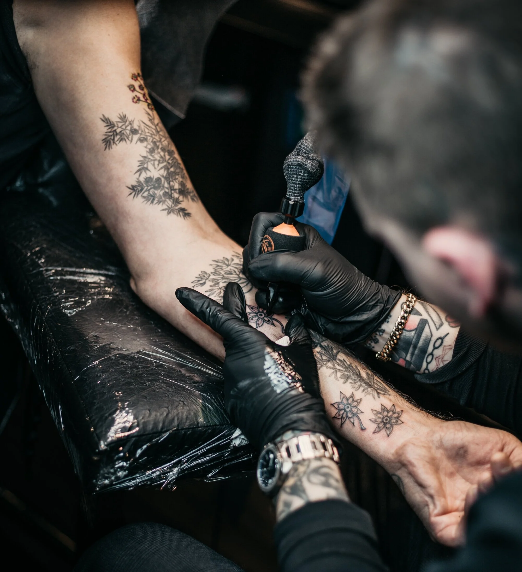 Update more than 76 should you tip tattoo artists latest esthdonghoadian
