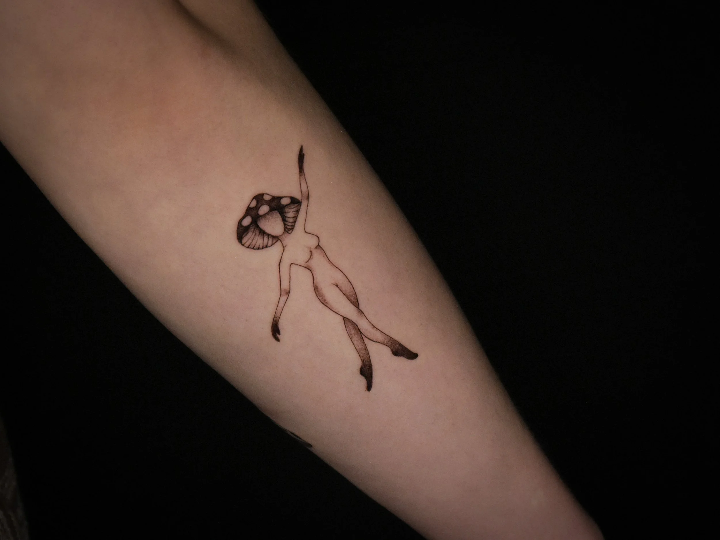 Dancing-mushroom-tattoo.JPG