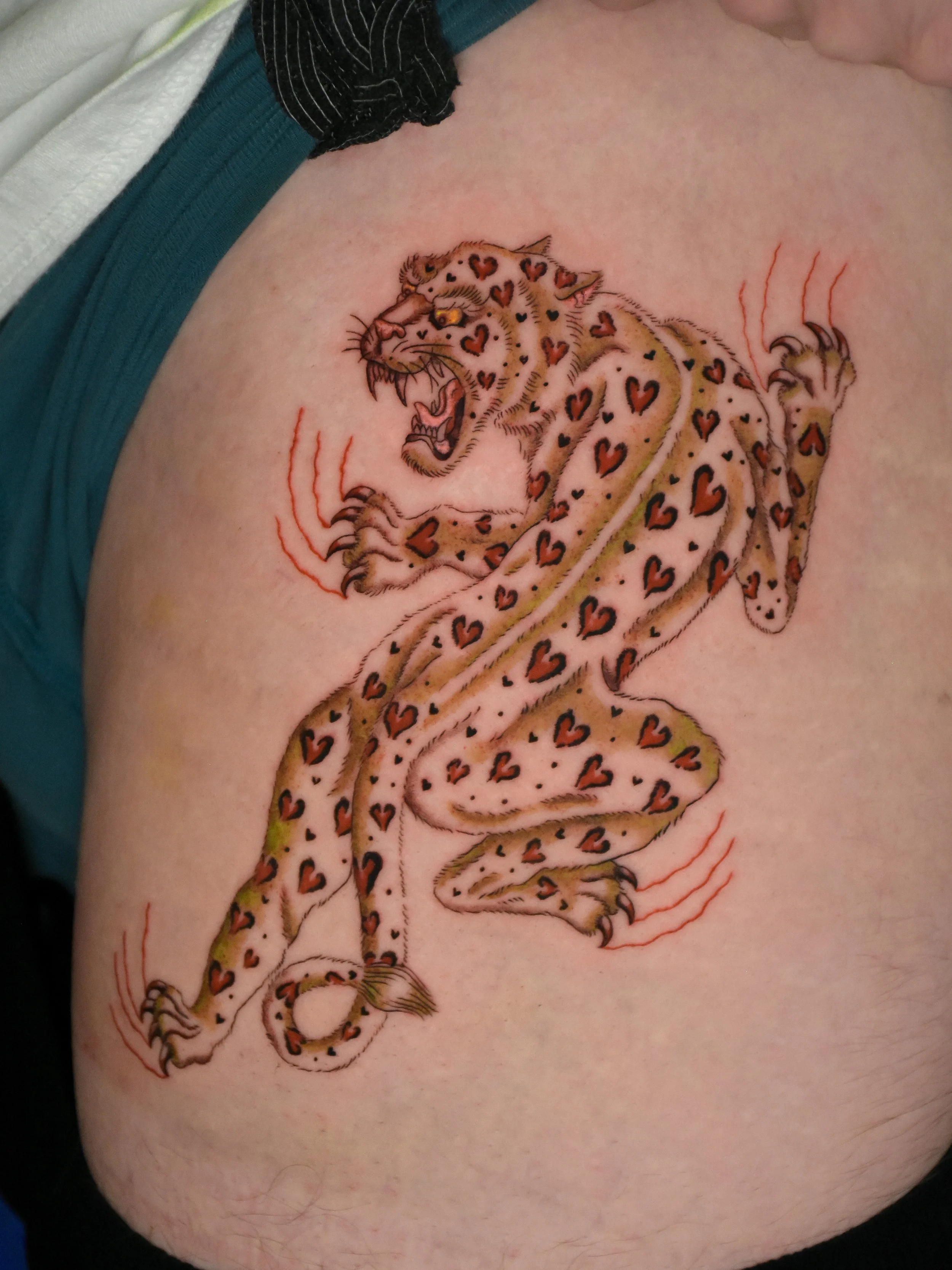 Leopard_cheetah_panther_fineline_tattoo_3.JPG