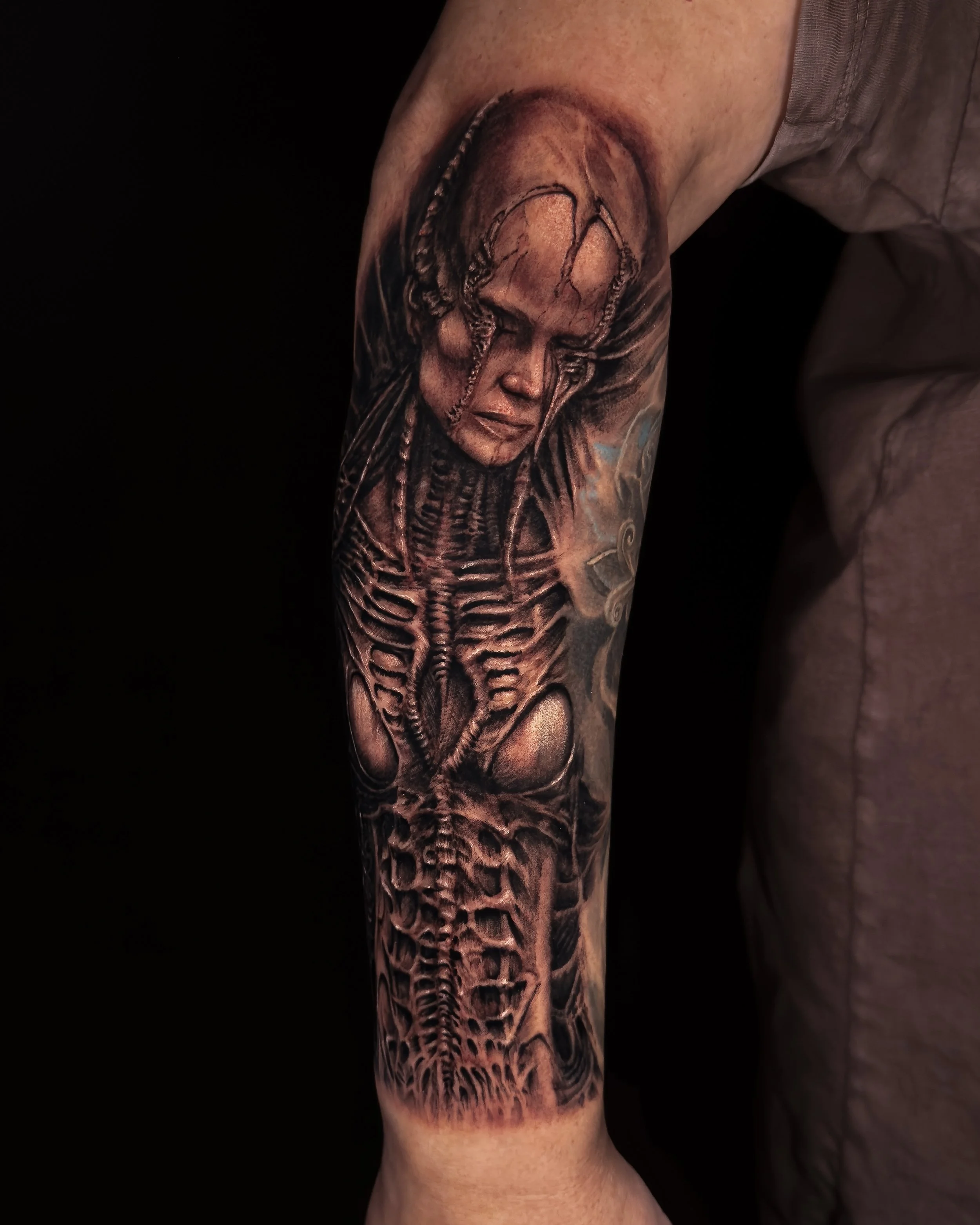 best_tattoo_shop_toronto_surrealism_biomechanical.JPG