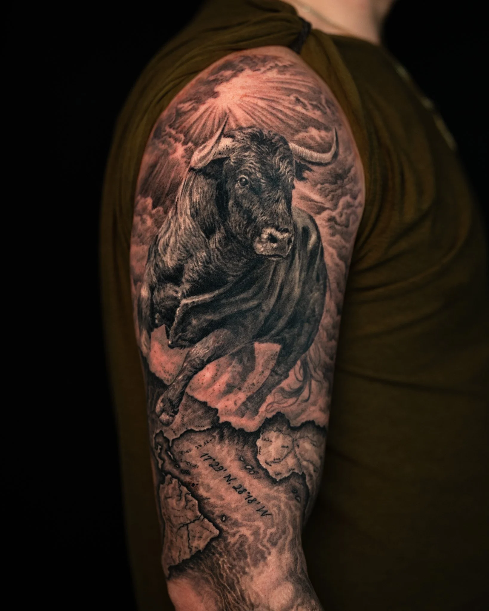 bull-shoulder-sleeve-tattoo-toronto.JPG