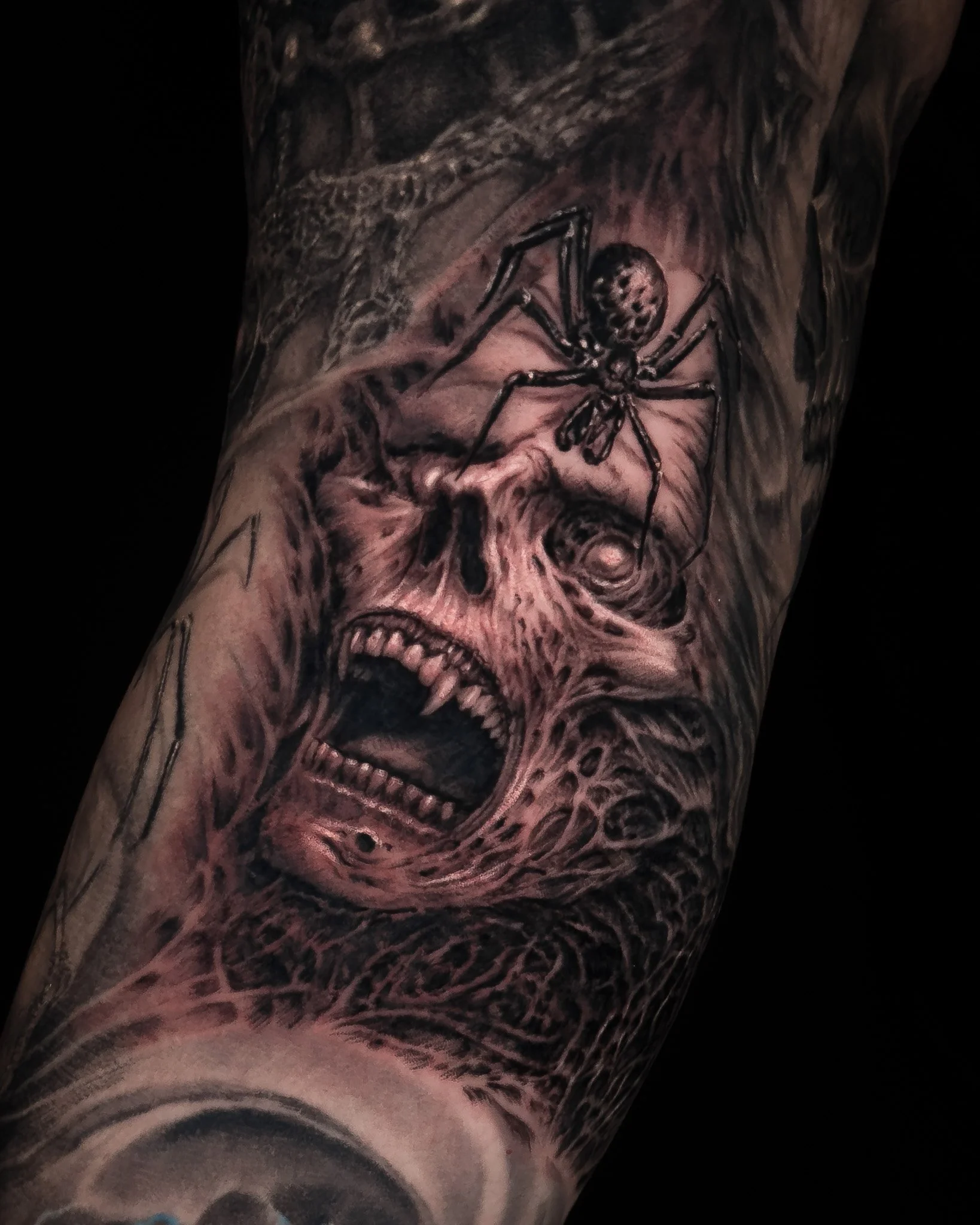 macabre-dark-spider-tattoo-toronto.JPG