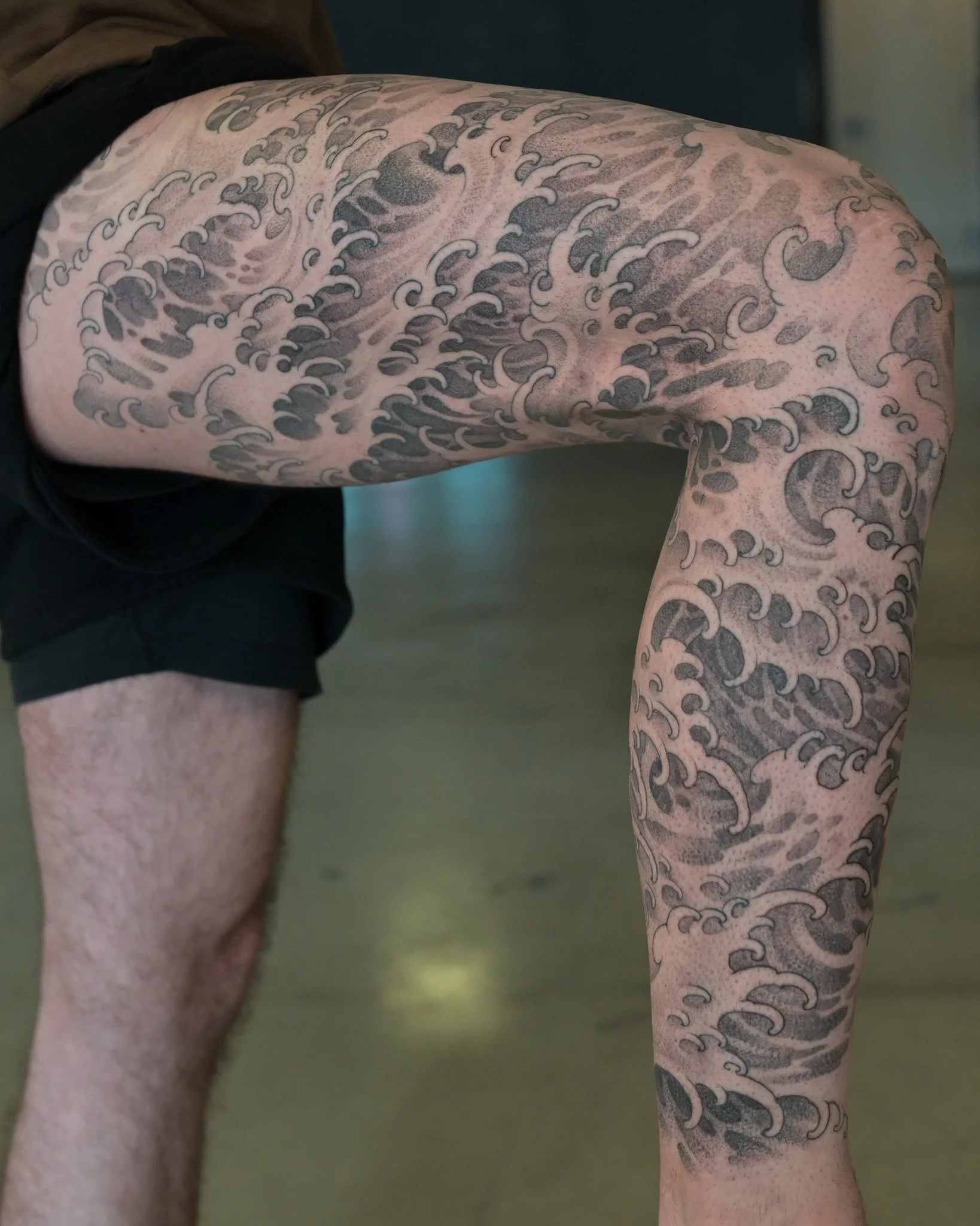 best-tattoo-shop-toronto-wave-tattoo(1).jpg