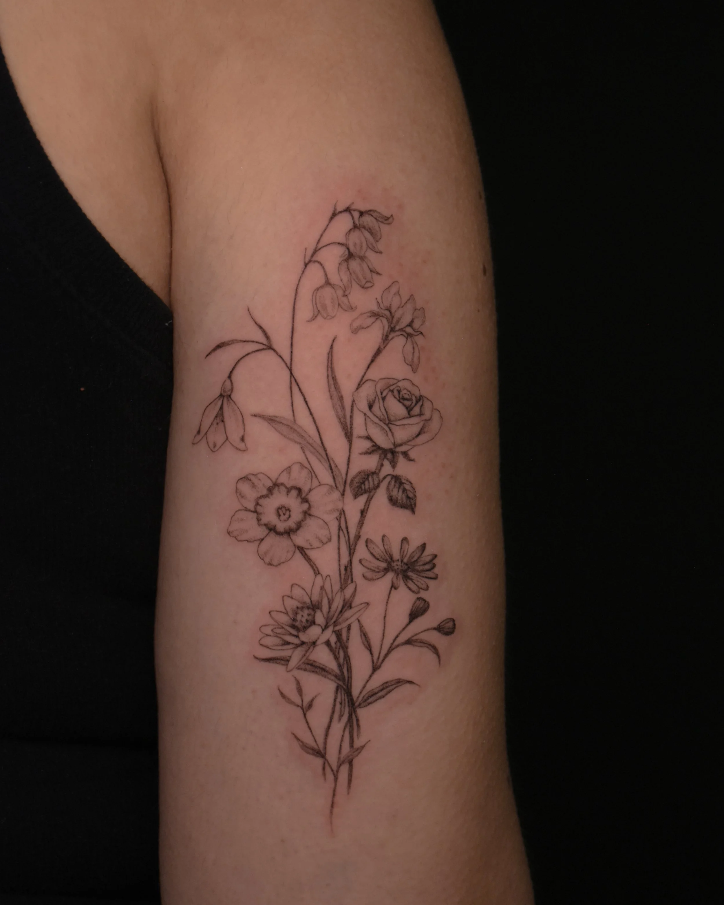flowers-vines_ideas_illustration_tattoo_toronto_tattoowool-1-1.JPG