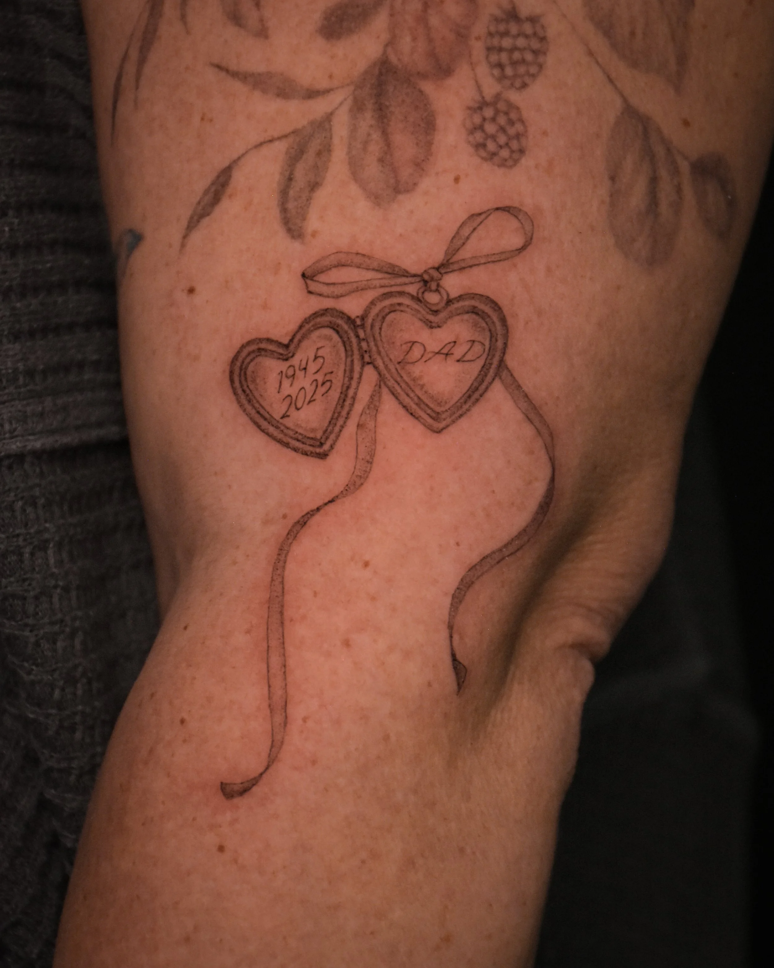 heart_locket_fineline_illustration_tattoo_toronto_tattoowool-1-1.JPG