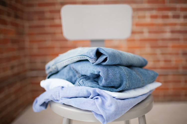 Feminine & Denim: Not your boyfriend's jeans