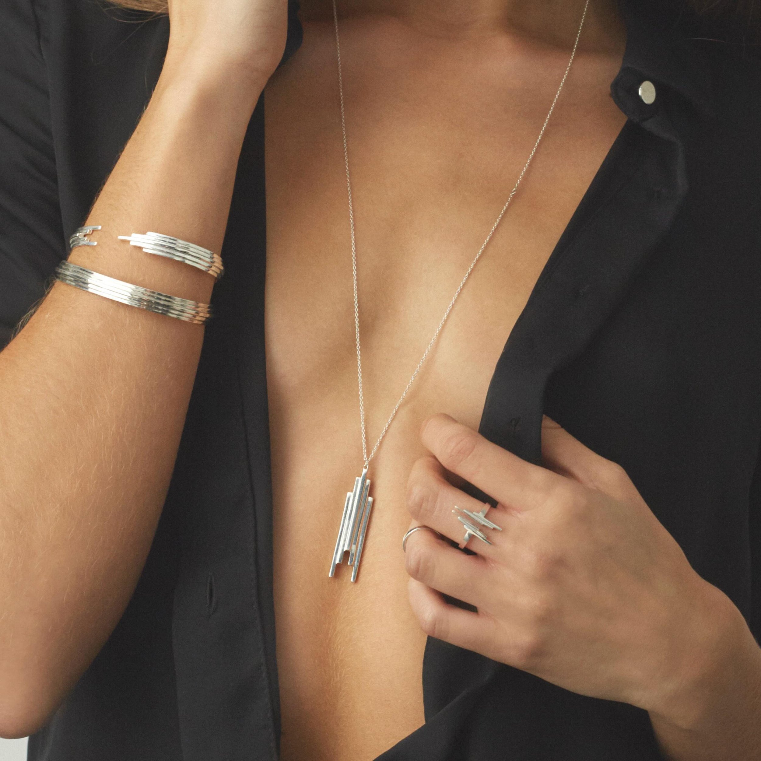 The Stack collection. Named after the shape of the contours, it elevates a look in an instant. 

#HouseThirteen, #HouseThirteenJewellery, #sterlingsilver, #silverjewellery, #jewellerydesigner, #18caratgold #goldjewellery, #everydayjewellery, #stack #