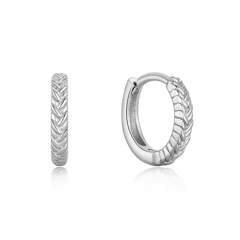 Braid Huggies silver.jpg