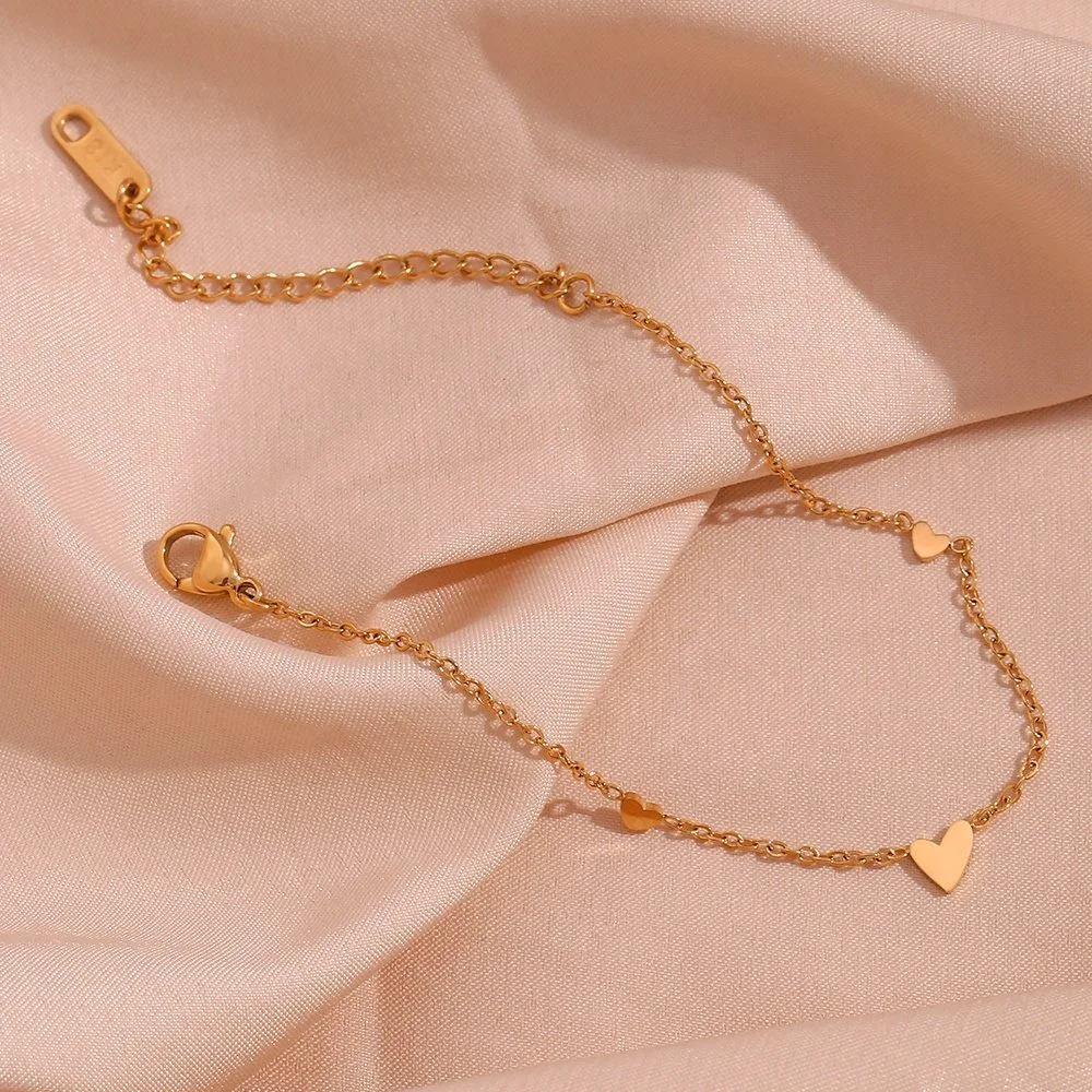 Heart_bracelet_gold_3.jpg