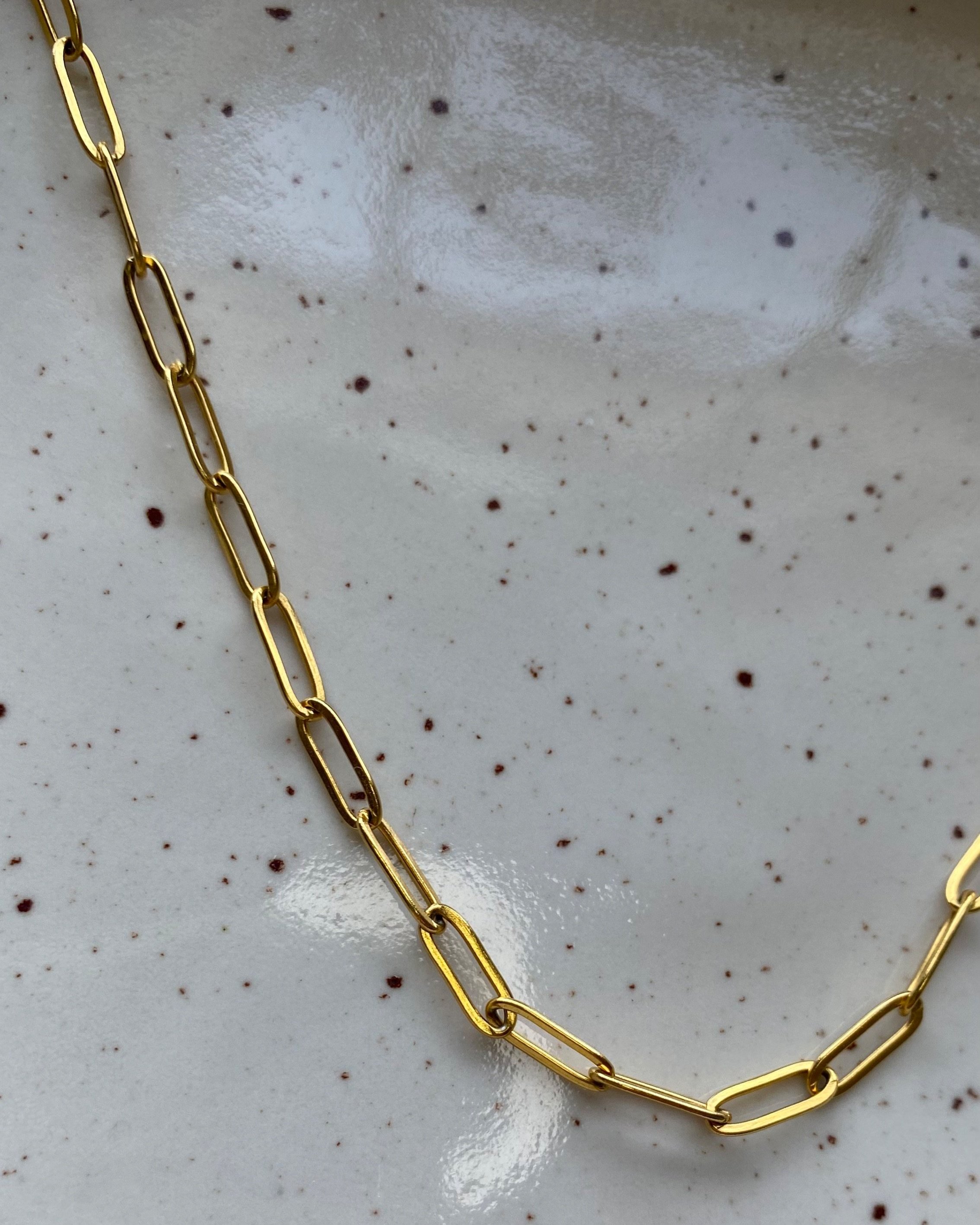Paperclip-necklace-2.jpg