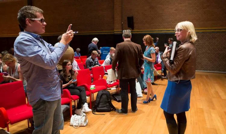 Interactive keynote on PreziDay, Beurs van Berlage, Amsterdam - photo credit: Congres in Beeld 