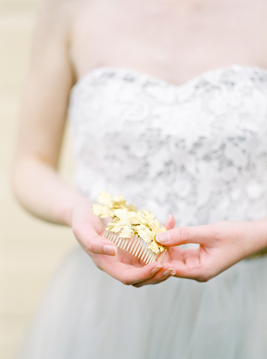 Hand_made_antique_bridal_accessories_delicate_headpiece