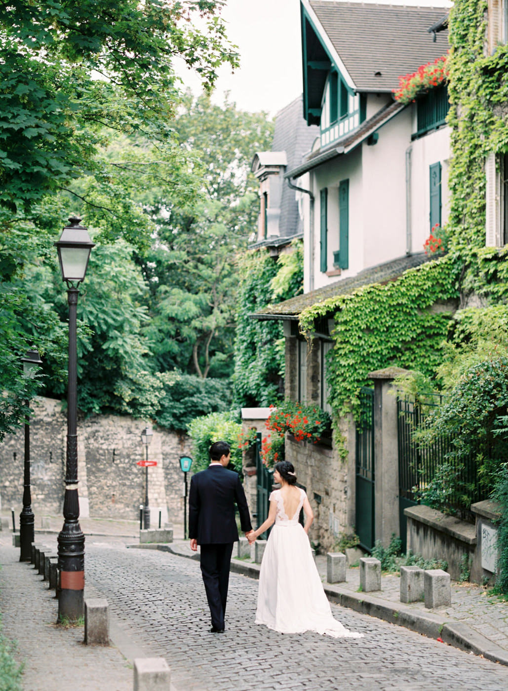 Intimate_Paris_Wedding_Montmatre_Photoshoot_Engagement_session