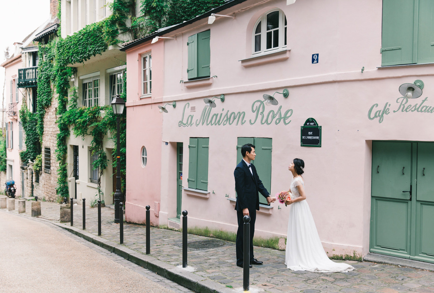 Intimate_Paris_Wedding_Montmatre_Photoshoot_Engagement_session