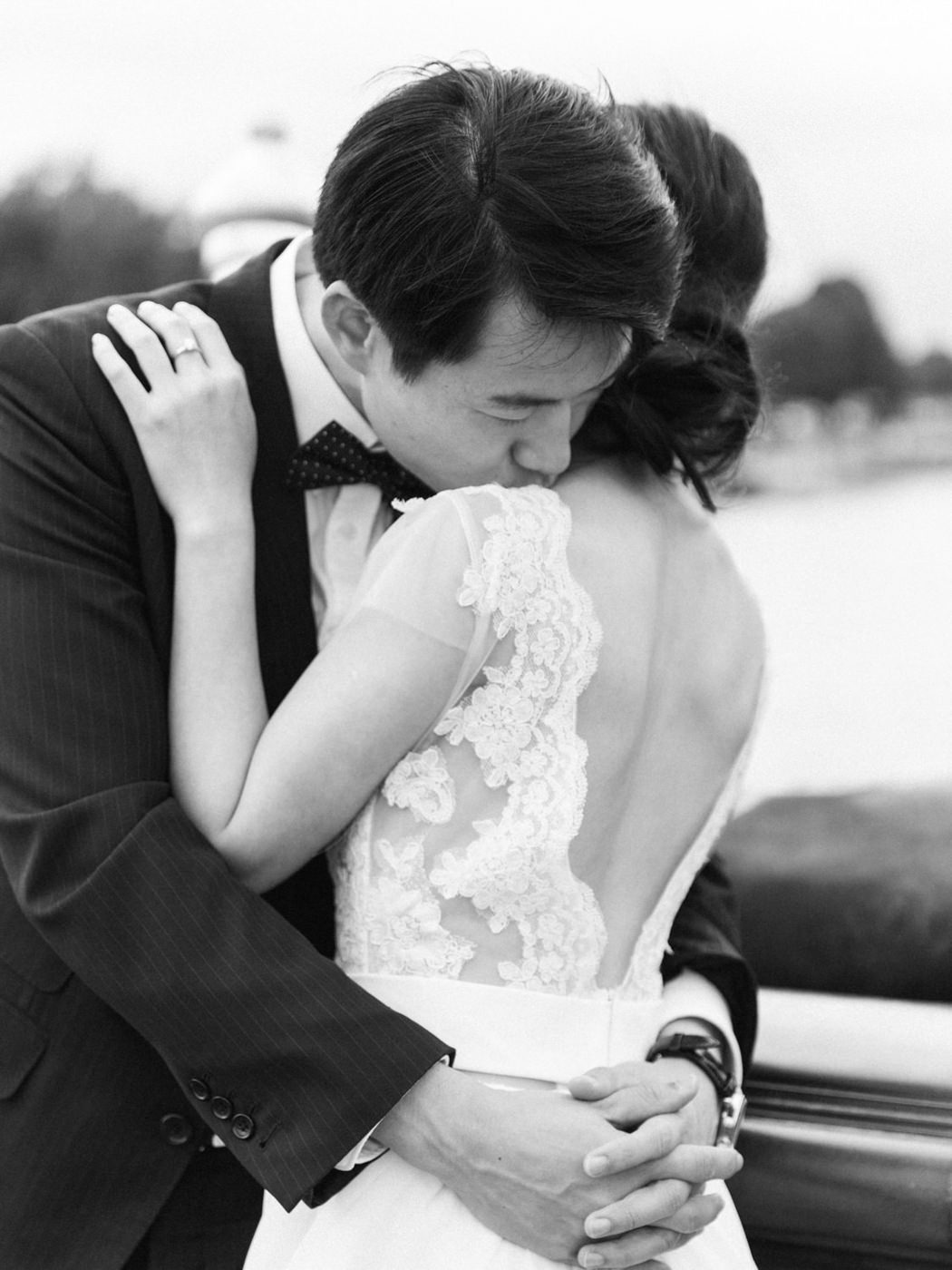 Intimate_Paris_Wedding_Pont_Alexandre_III_Photoshoot_Engagement_