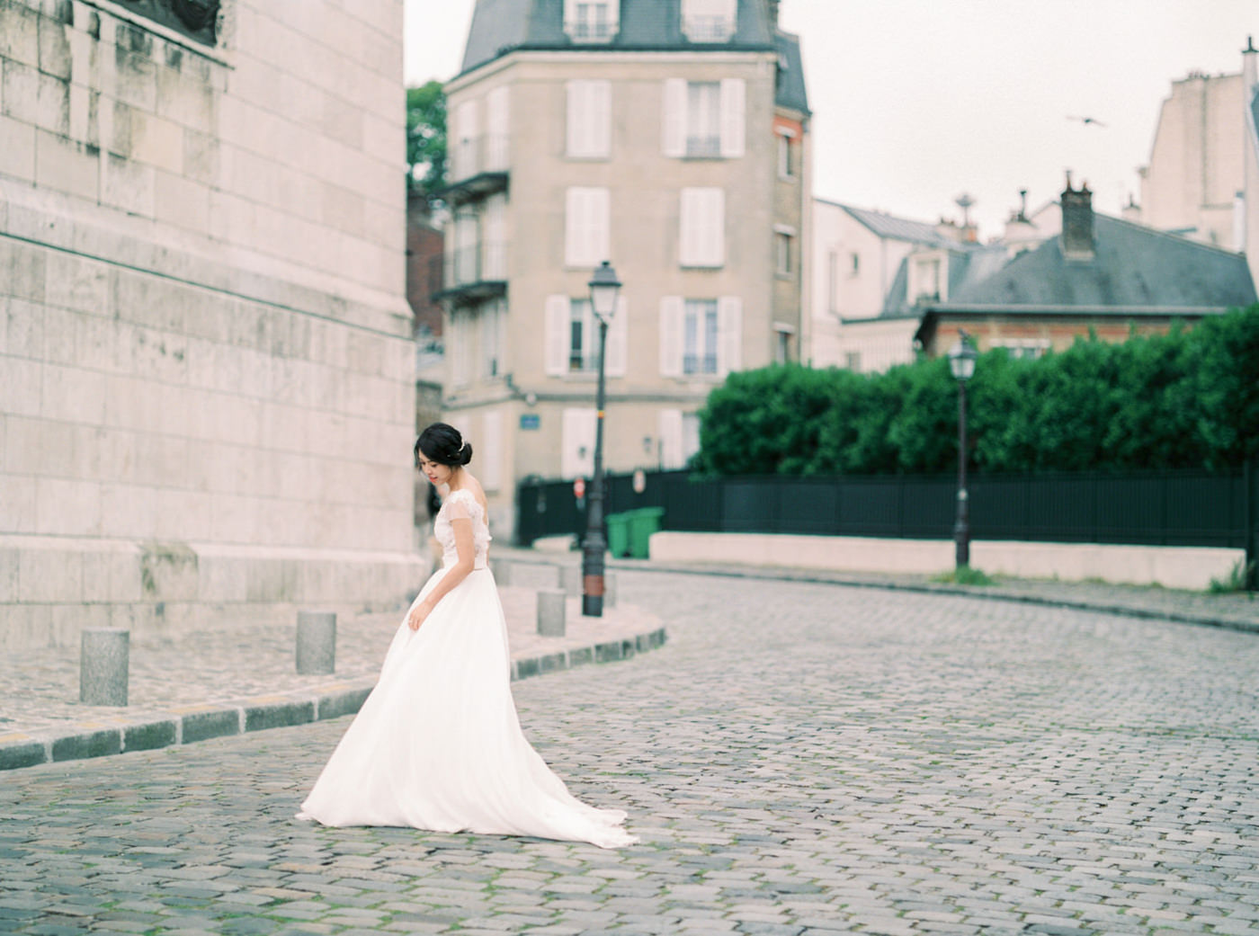 Intimate_Paris_Wedding_Sacré_Cœur_Photoshoot_Engagement_sessio