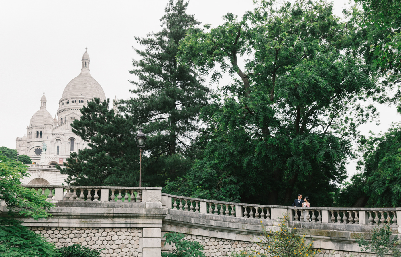Intimate_Paris_Wedding_Sacré_Cœur_Photoshoot_Engagement_sessio