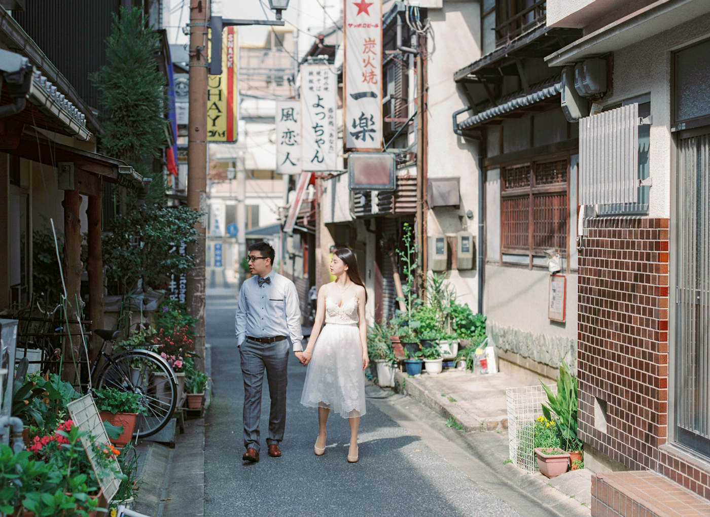 Japan_Engagement_Photographer_prewedding_cherry_blossom_Nara