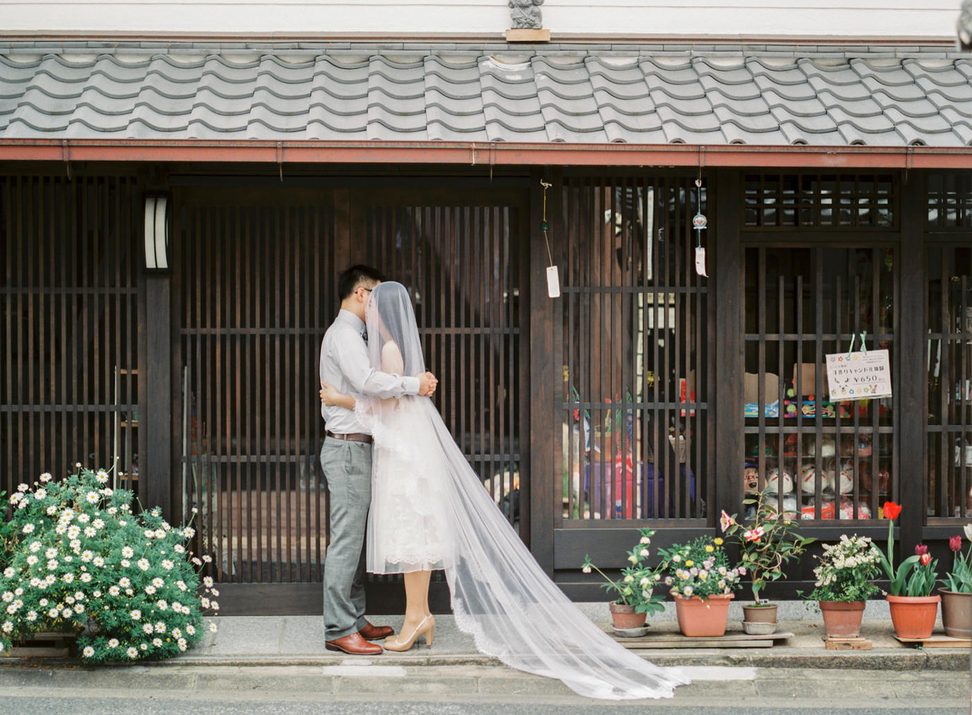 Japan_Engagement_Photographer_prewedding_cherry_blossom_Nara