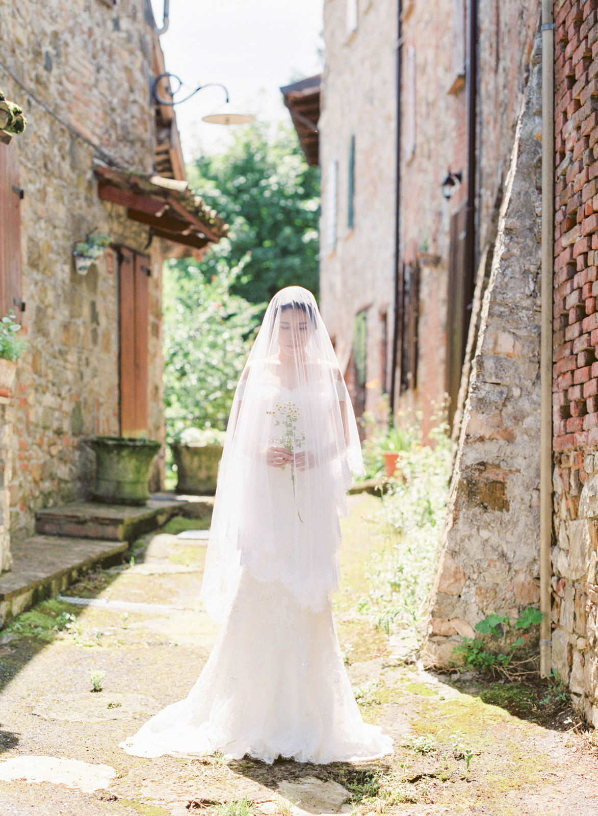 Destination Wedding in Milan Italy by Fine Art Photographer CHYMO & MORE www.chymomore.com