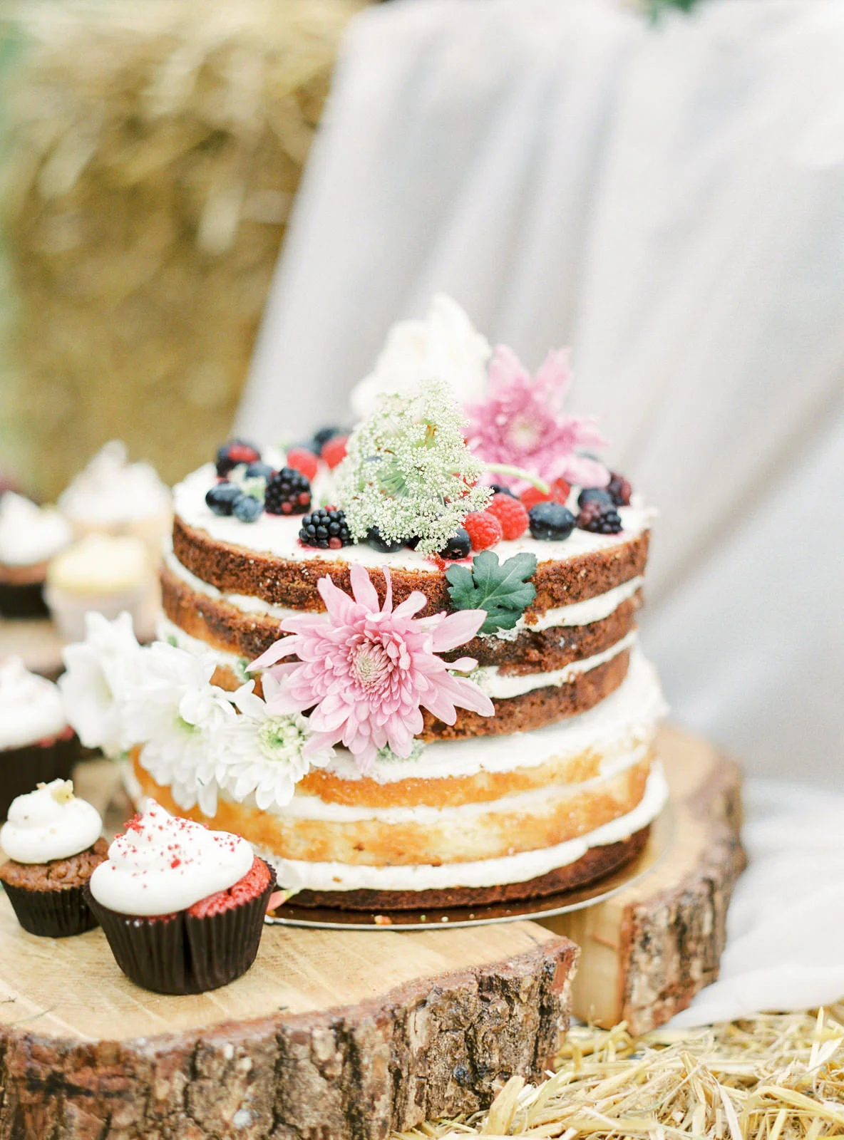 Branding Shoot Photo Idea for Cake Designer