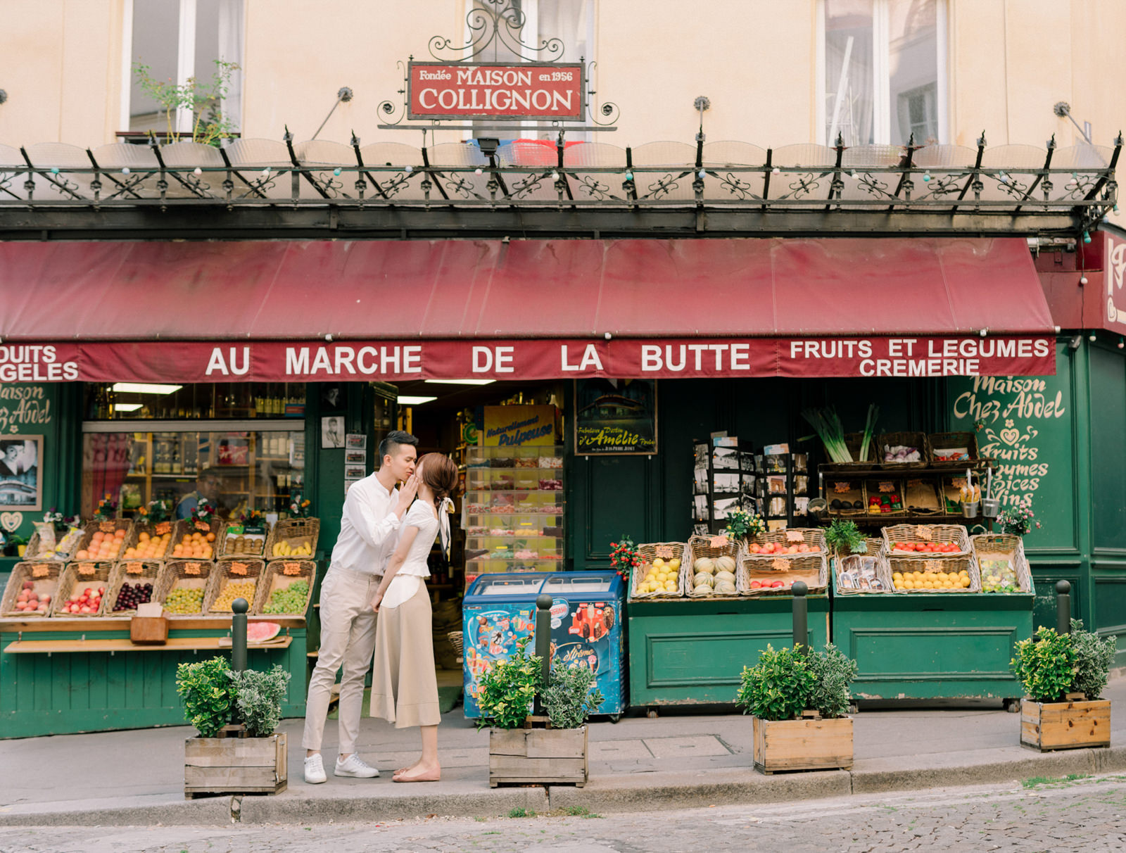 Montmartre Paris Fine Art Pre Wedding Photo by CHYMO & MORE