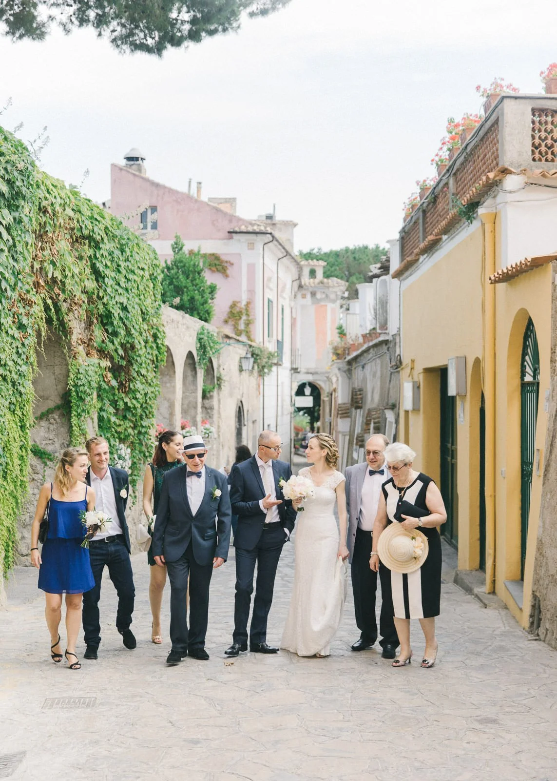 amalfi-coast-ravello-wedding-photo-by-chymo-more-22.jpg