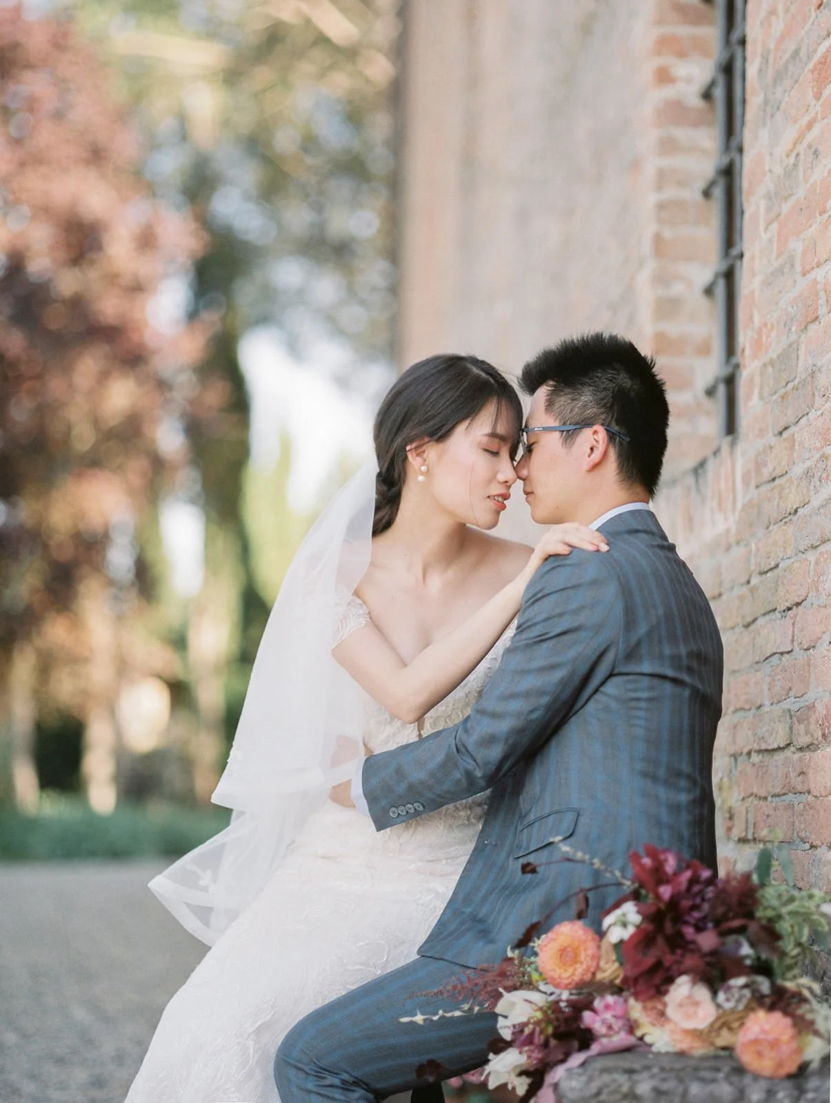 tuscany-elopement-photo-by-chymo-more-20.jpg