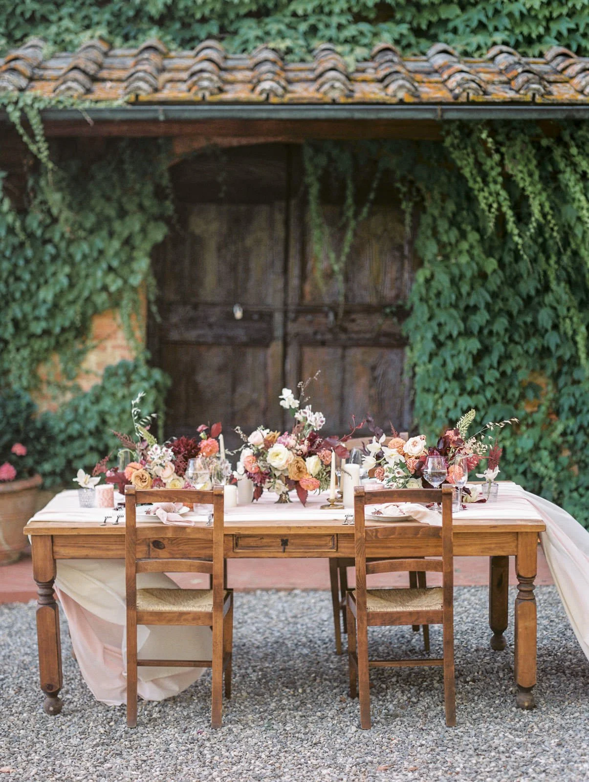 tuscany-elopement-photo-by-chymo-more-29.jpg