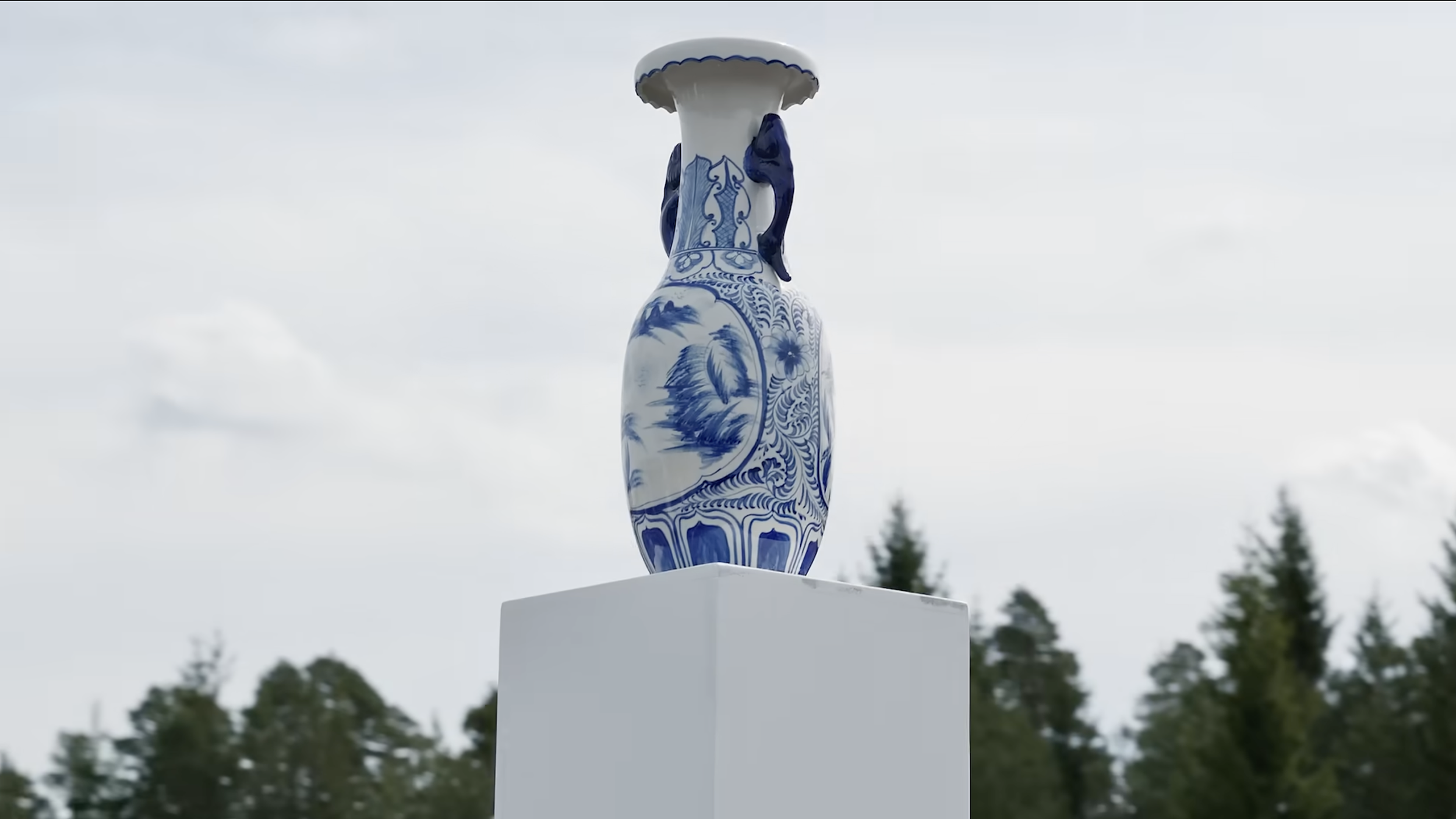 a bull in a china shop.png