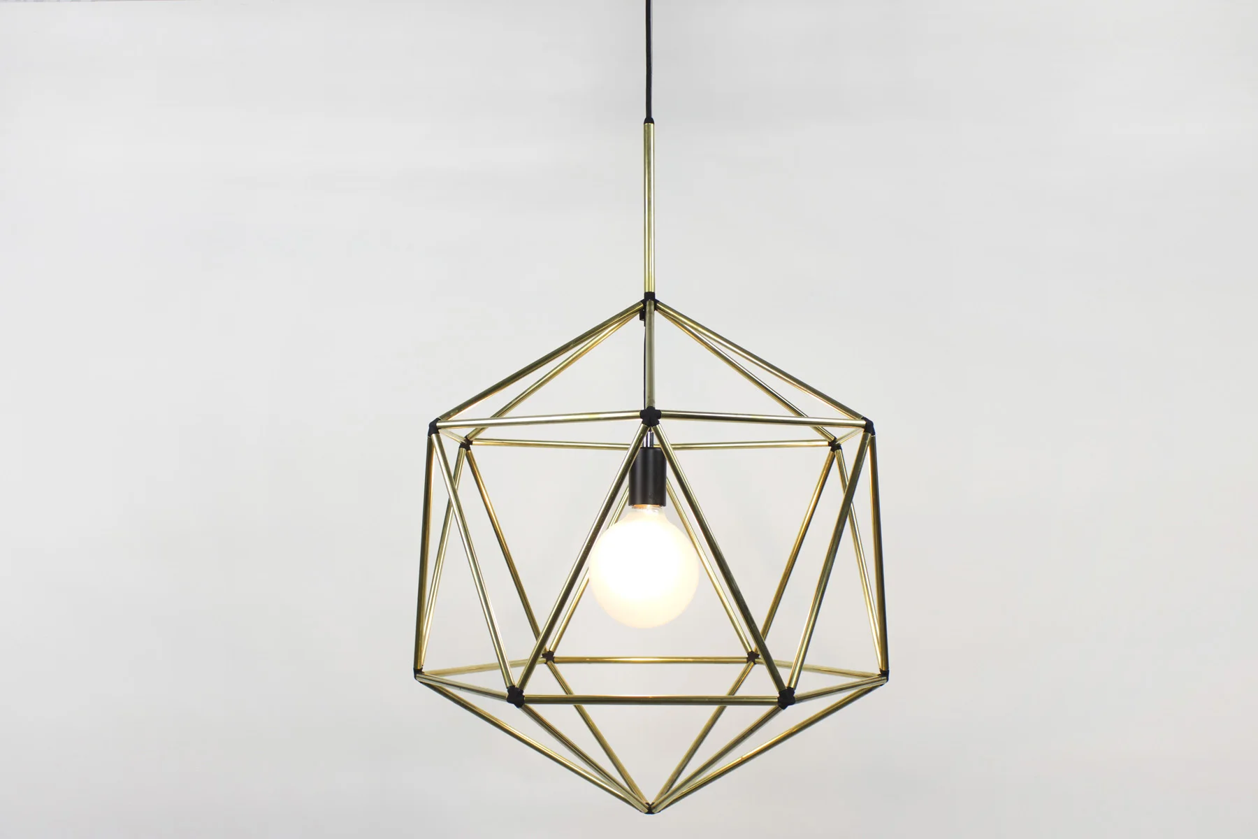 RoughDiamondGlobe_PendantLight_BenTovimDesign2.jpg