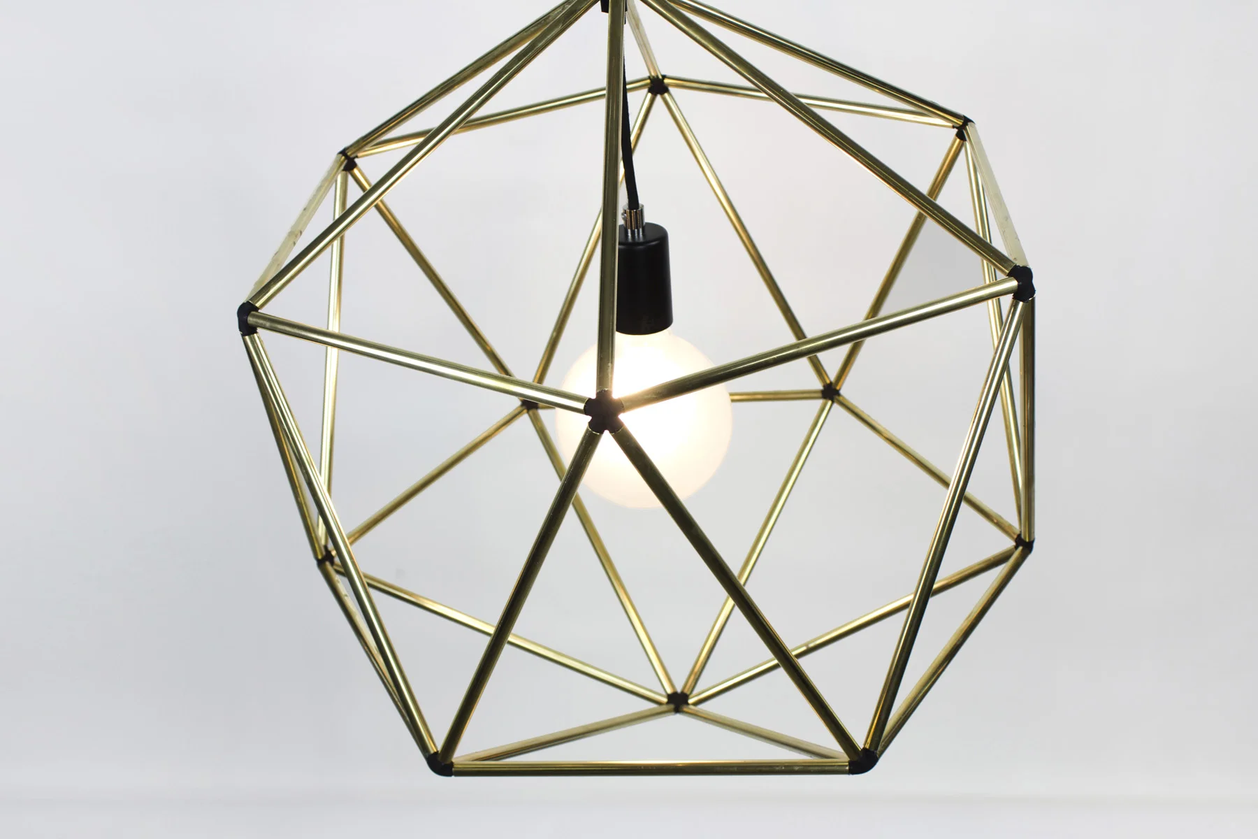 RoughDiamondGlobe_PendantLight_BenTovimDesign4.jpg