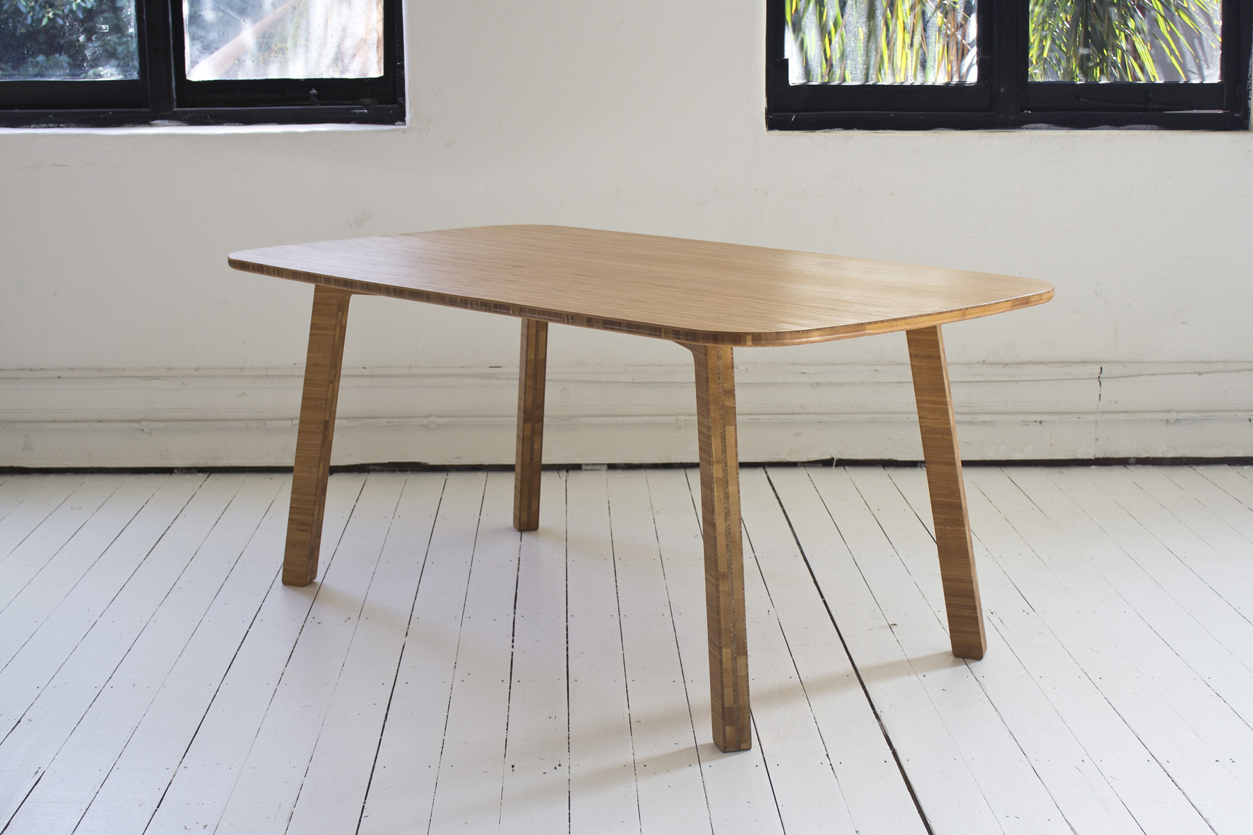 Boo_DiningTable__BenTovimDesign1.jpg