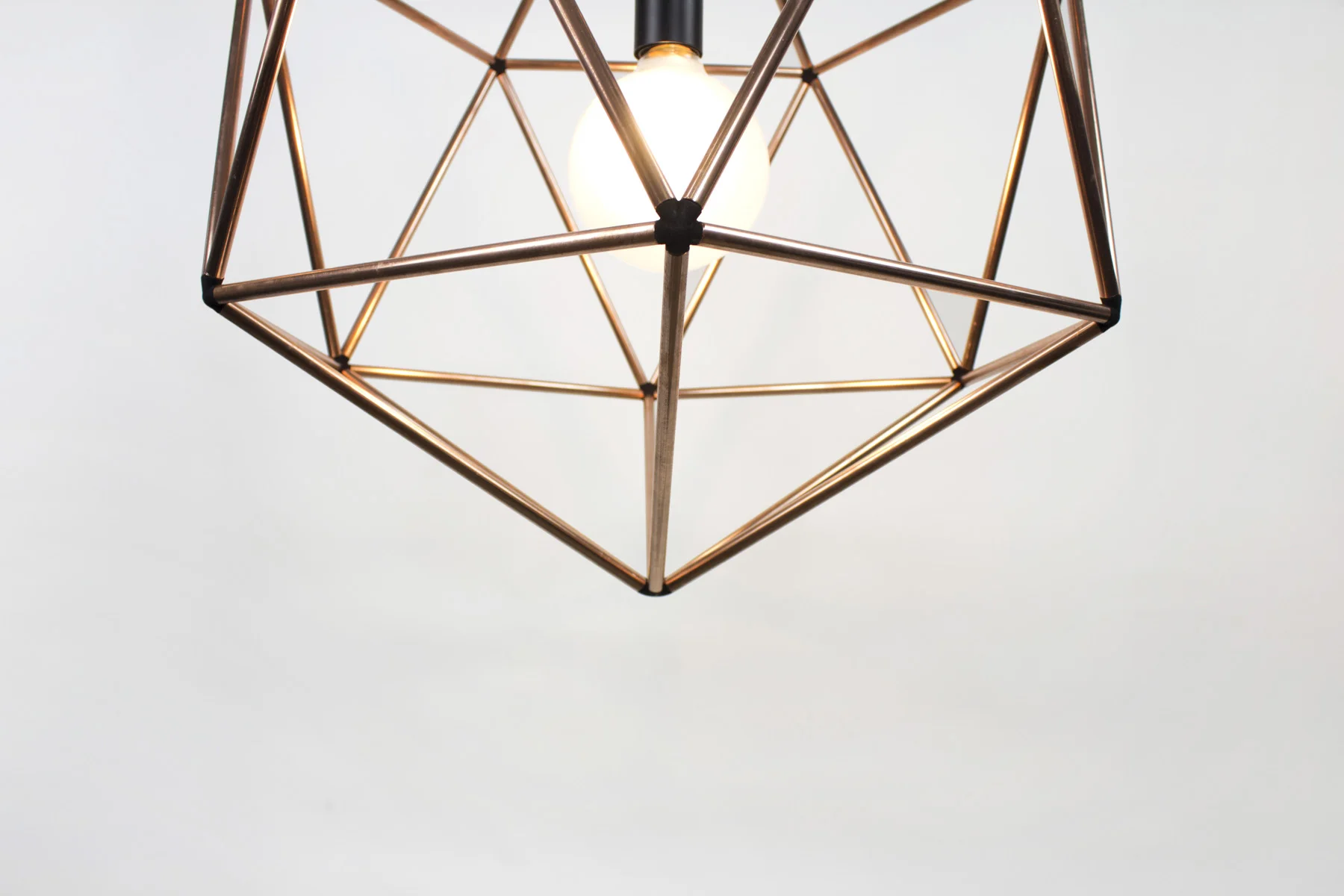 RoughDiamondGlobe_PendantLight_BenTovimDesign3.jpg