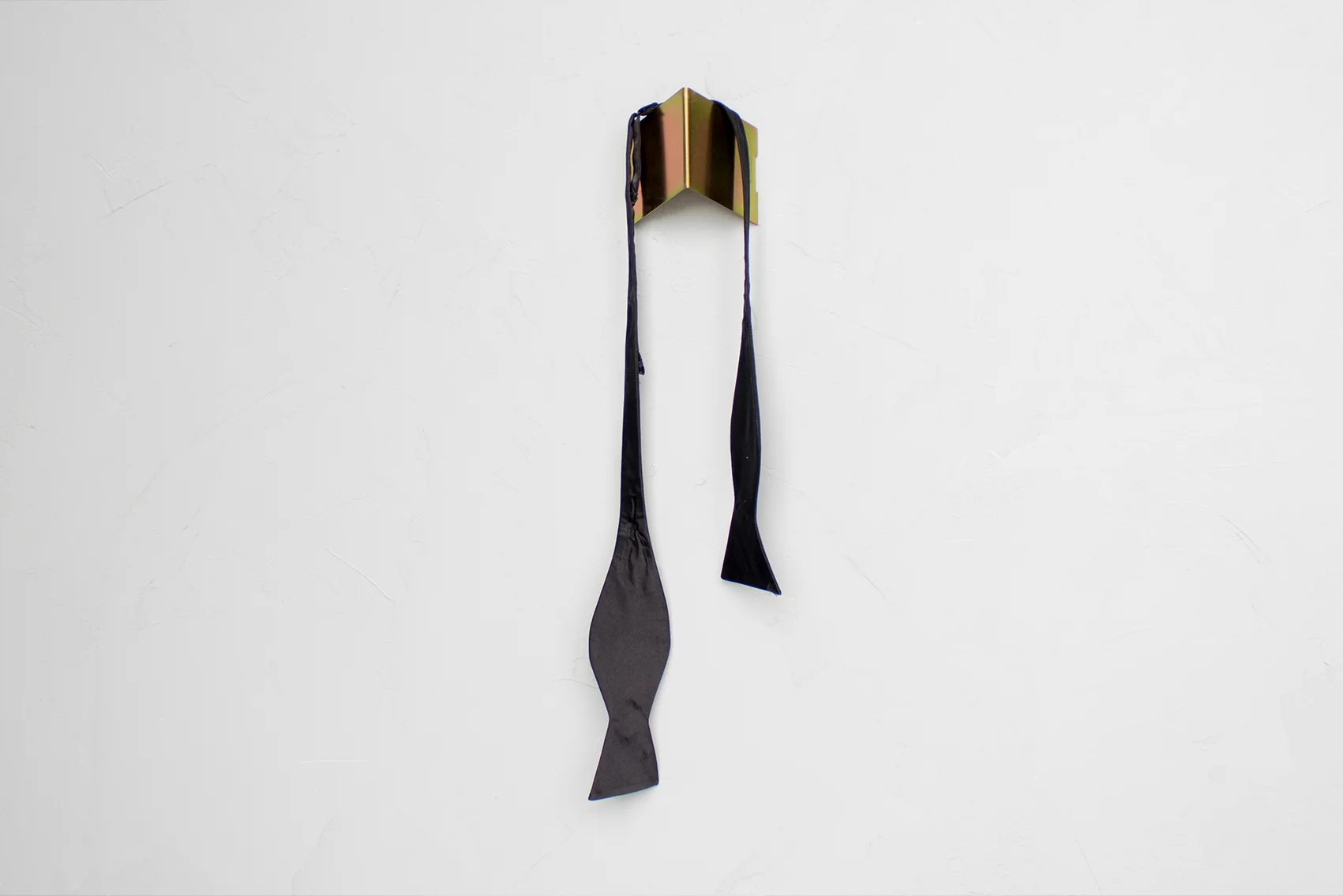 Single Fold wall hook in yellow zinc