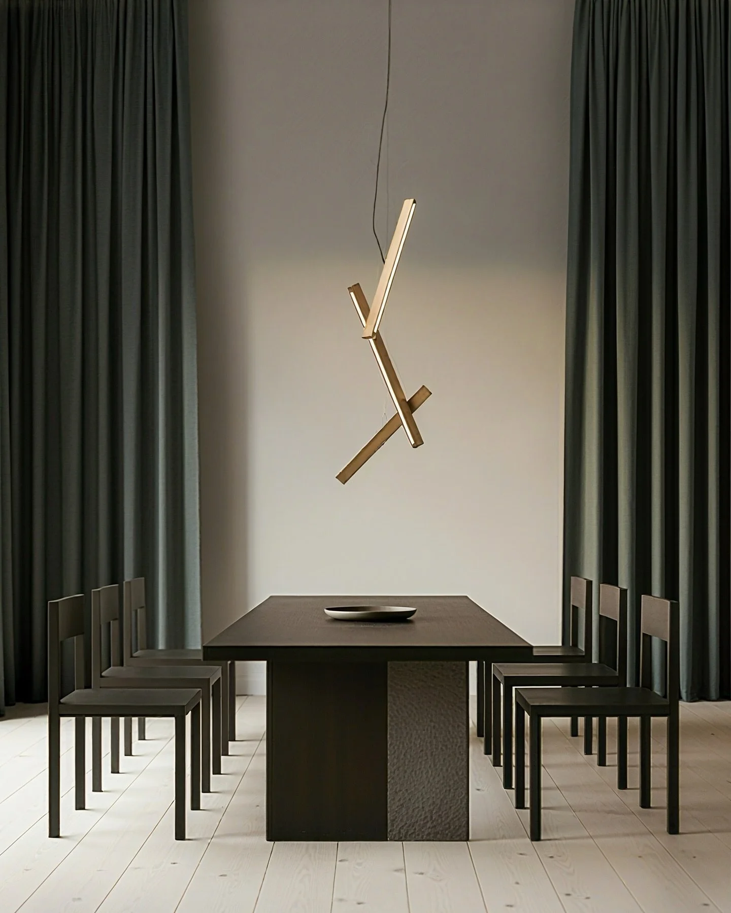 Product in use 03 | Anchoring the Void
The Bloc Pendant's vertical configuration was designed for expansive spaces, stairwell voids and any other spaces requiring a vertical presence.
Its irregular intersecting form creates unique silhouettes depen