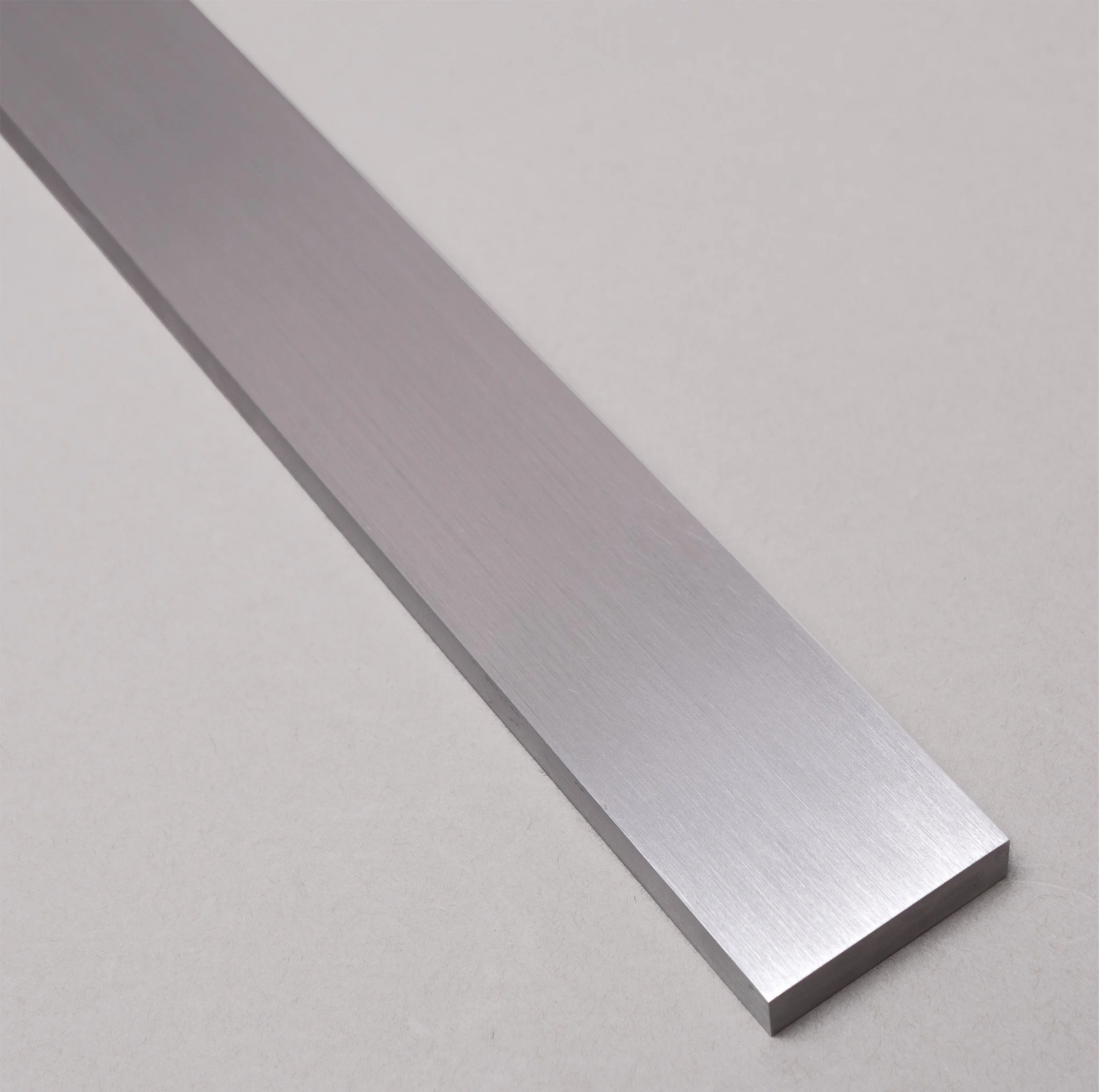 Brushed Aluminium