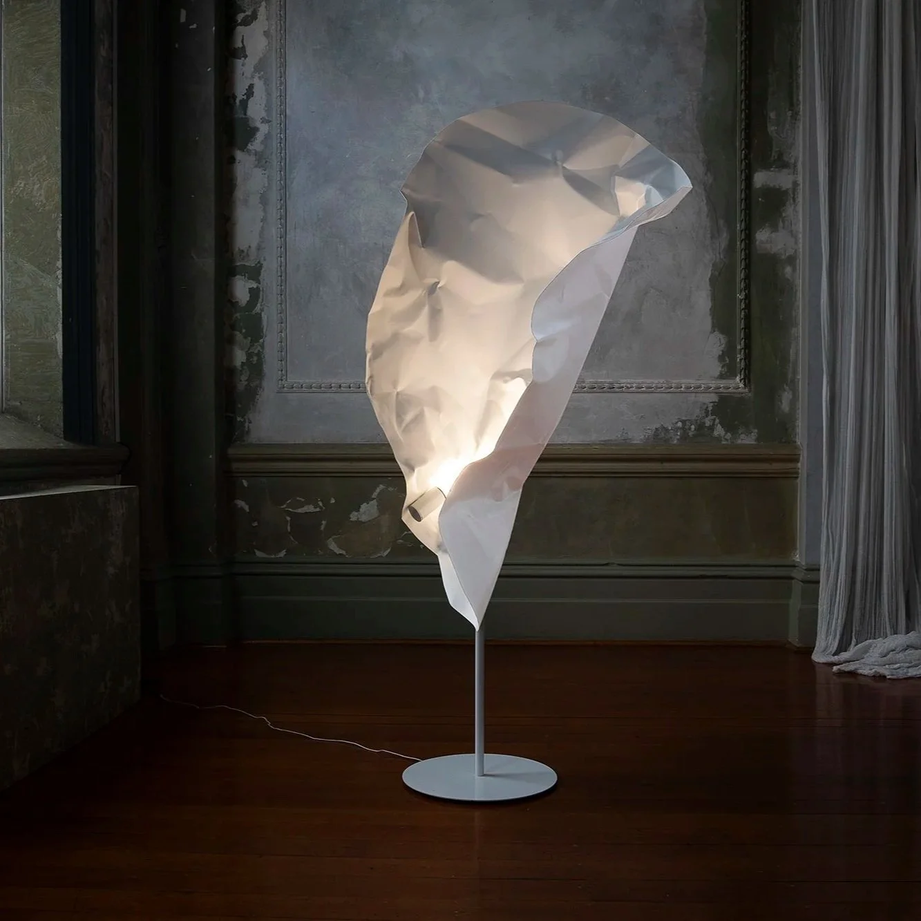 Crash Albus Floor Lamp