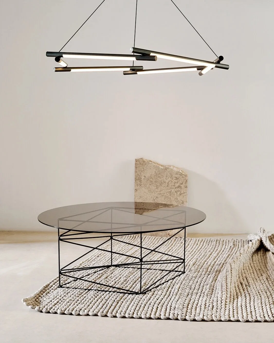 BTD_studio_formation_chandelier_scene.jpg